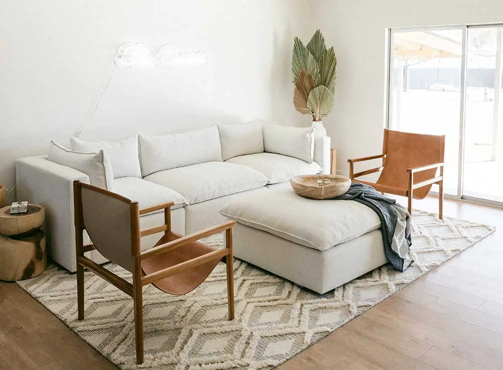 Inexpensive But Comfortable Living Room Seating