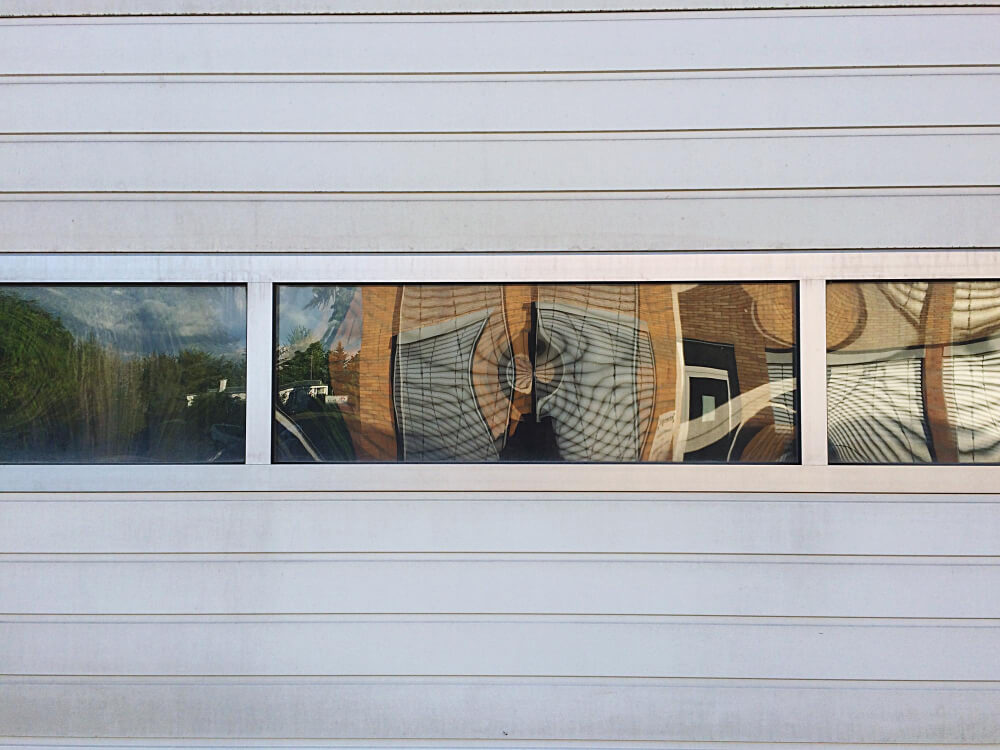 Vinyl facade material 