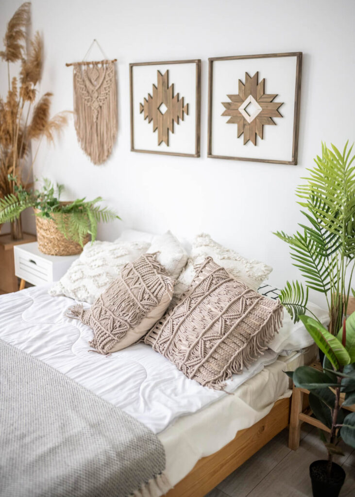 bedroom wall decor